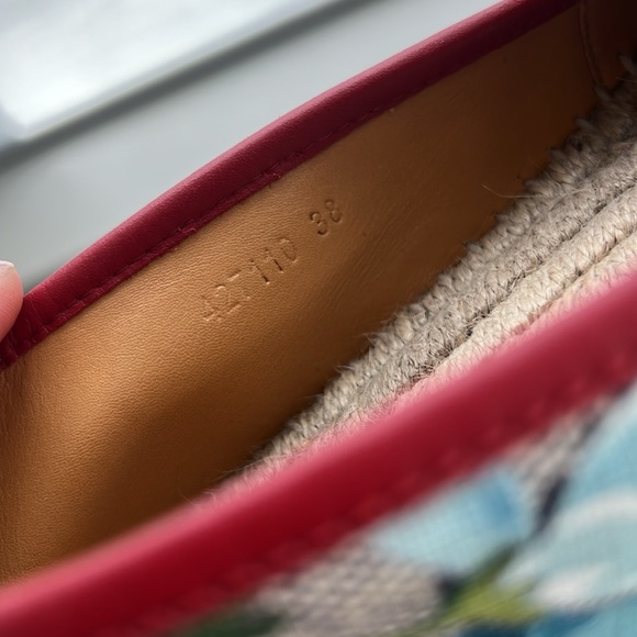 Gucci Shoes - Picture 3 of 8